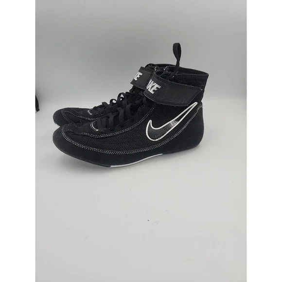Nike Women's Speedsweep VII Wrestling Shoes SZ 8 Black And White Preowned - Picture 1 of 8